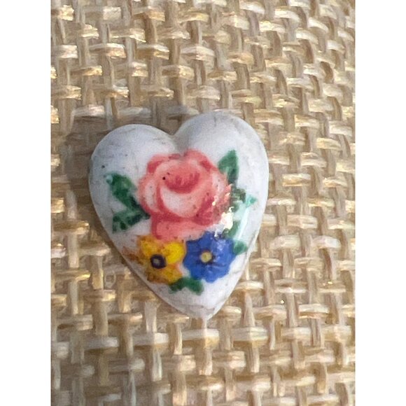 Vintage Porcelain Ceramic Heart Stud Earrings Hand Painted Pierced Estate 3/8" - Picture 2 of 4